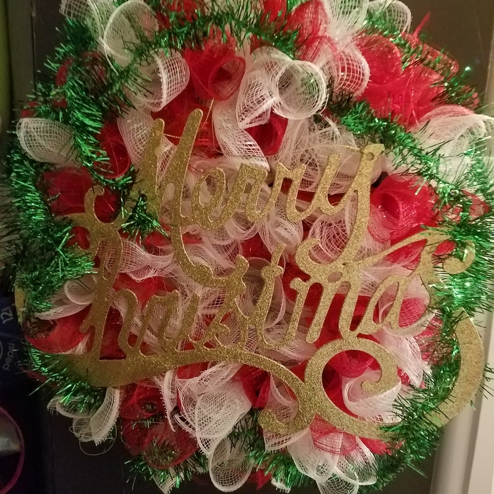 Handmade Merry Christmas wall or door decor wreath I made on a box frame.Pleas - Picture 5 of 9